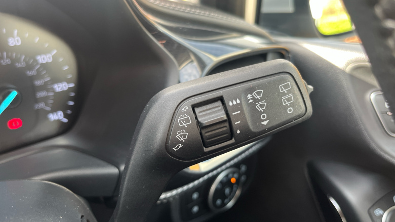 Ford Fiesta 1.0 EcoBoost Hybrid mHEV 125 Vignale Edition 5dr Petrol Hatchback